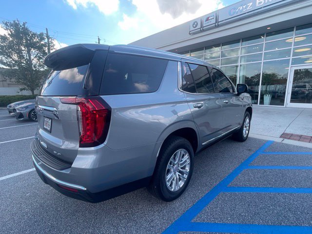 Used 2023 GMC Yukon SLT w/ SLT Luxury Package AWD/4WD image 5