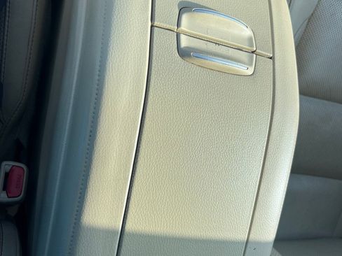 Used 2014 Toyota Highlander Limited AWD/4WD image 37