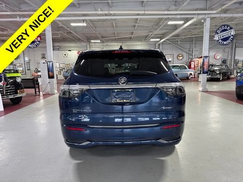 Used 2022 Buick Enclave Avenir w/ Avenir Technology Package AWD/4WD image 4