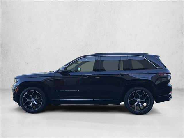 Used 2024 Jeep Grand Cherokee Summit AWD/4WD image 8