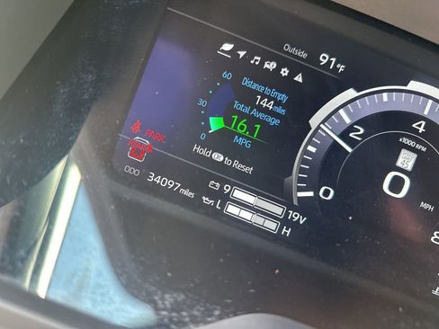 Used 2024 Toyota Sequoia Capstone RWD image 2