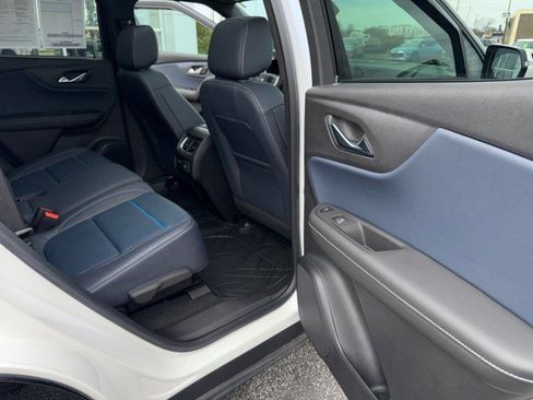 Used 2025 Chevrolet Blazer RS w/ Driver Confidence II Package image 27