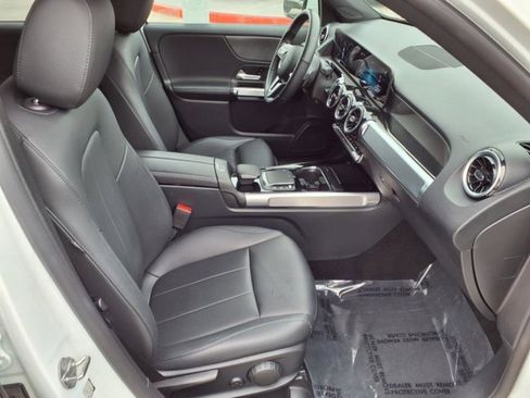 Certified 2022 Mercedes-Benz GLB 250 image 15