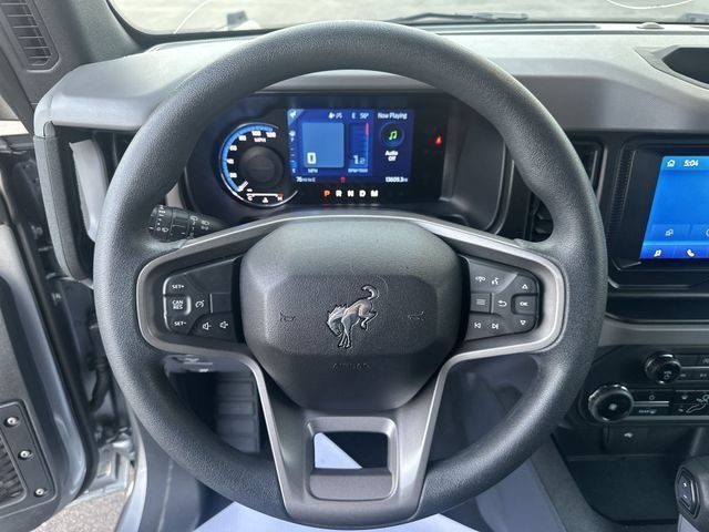 Used 2023 Ford Bronco 4-Door AWD/4WD image 13