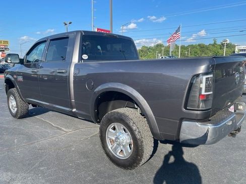 Used 2015 RAM 2500 Tradesman w/ Chrome Appearance Group AWD/4WD image 6
