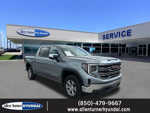 Used 2025 GMC Sierra 1500 SLT AWD/4WD image 1