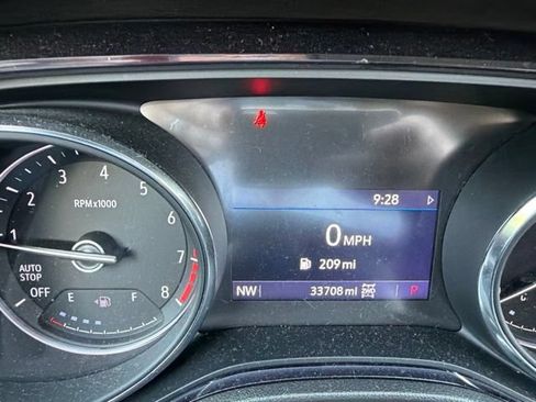 Used 2020 Buick Encore GX Preferred w/ Cold Weather Comfort Package AWD/4WD image 18