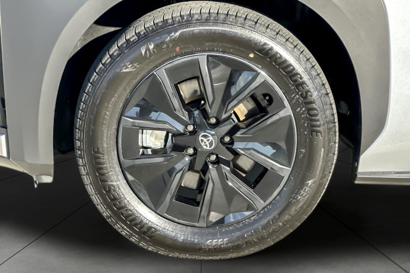 Certified 2026 Toyota bZ Woodland AWD/4WD image 25
