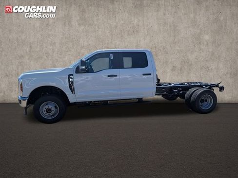 New 2026 Ford F350 XL w/ XL Chrome Package AWD/4WD image 5