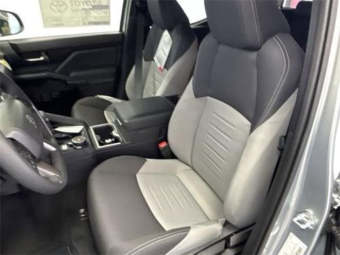 New 2025 Toyota Tacoma TRD Off-Road image 4