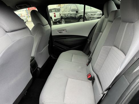 Used 2021 Toyota Corolla SE image 31