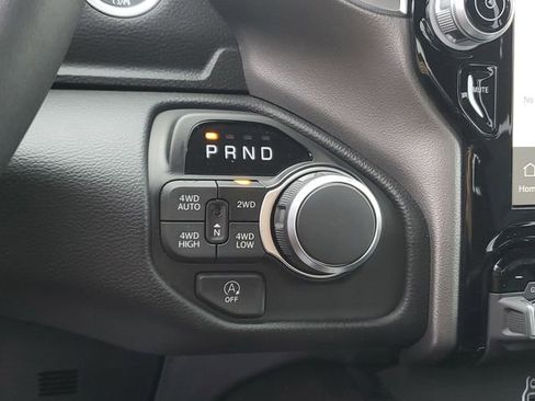 New 2026 RAM 1500 4x4 Crew Cab image 9