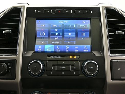 Used 2020 Ford F250 Lariat w/ Tremor Off-Road Package AWD/4WD image 37