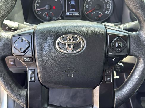 Used 2023 Toyota Tacoma SR AWD/4WD image 17