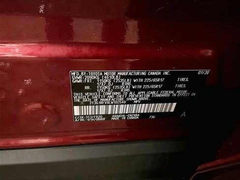 Used 2020 Toyota RAV4 LE w/ All Weather Liner Package AWD/4WD image 32