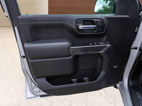 Used 2020 Chevrolet Silverado 1500 LTZ w/ LTZ Texas Edition RWD image 26