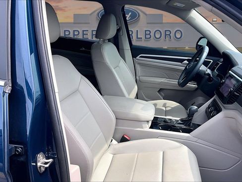 Used 2023 Volkswagen Atlas SE AWD/4WD image 7
