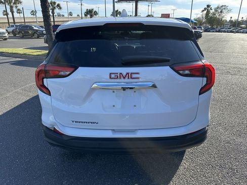 Used 2020 GMC Terrain SLE image 5