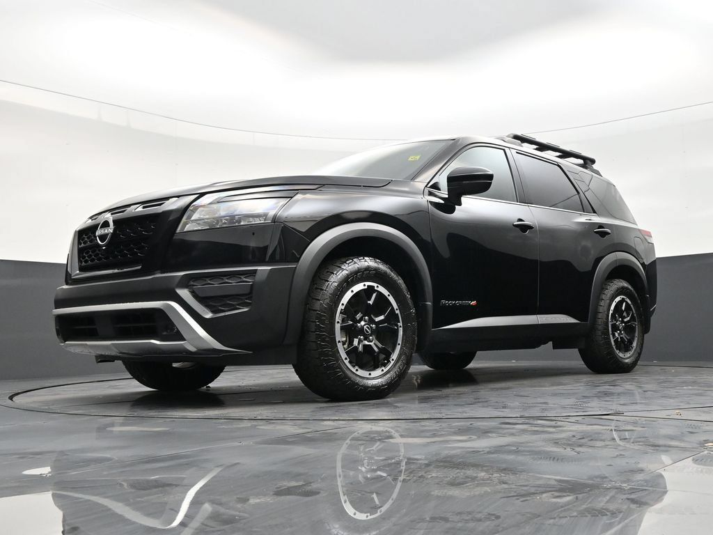 Used 2025 Nissan Pathfinder Rock Creek AWD/4WD image 21