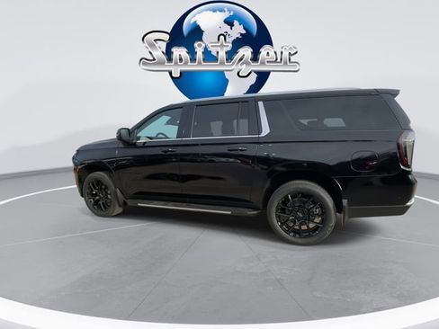 New 2026 Chevrolet Suburban LT w/ Comfort Package image 5