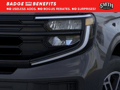 New 2025 Ford Expedition Active RWD image 19