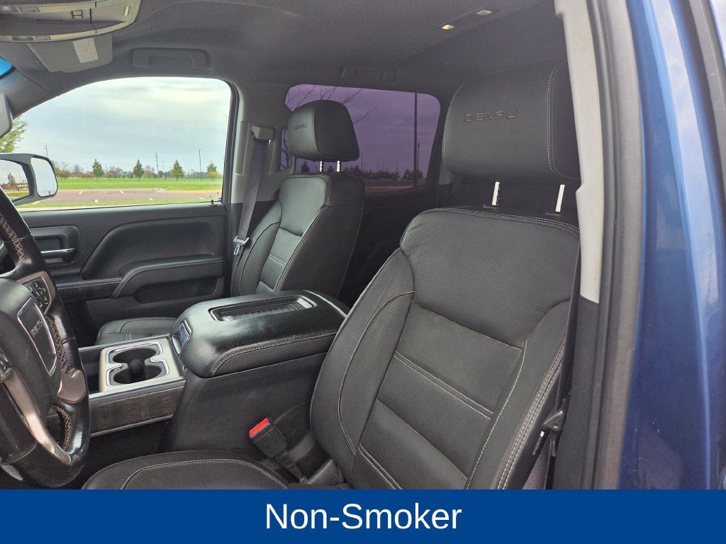 Used 2016 GMC Sierra 2500 Denali w/ Suspension Package, Off-Road AWD/4WD image 6