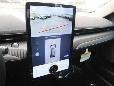 New 2025 Ford Mustang Mach-E Premium image 26