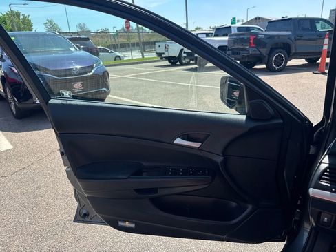 Used 2012 Honda Accord LX image 27