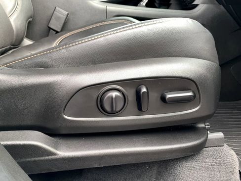 Used 2019 Chevrolet Traverse Premier w/ Redline Edition image 25