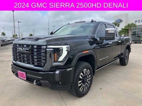 Used 2024 GMC Sierra 2500 Denali Ultimate AWD/4WD image 3