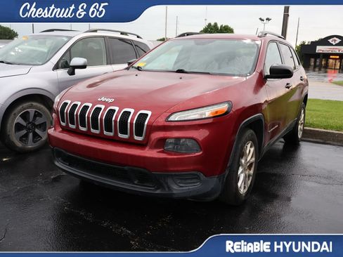 Used 2016 Jeep Cherokee Sport FWD image 12