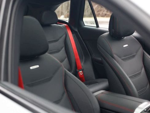 New 2026 Mercedes-Benz GLC 43 AMG 4MATIC image 10