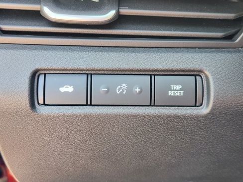 Certified 2025 Nissan Altima 2.5 SR AWD/4WD image 23