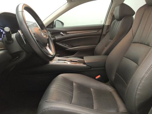 Used 2019 Honda Accord EX-L image 17