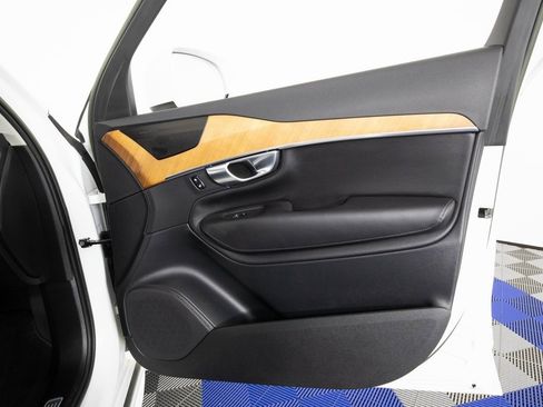 Used 2023 Volvo XC90 B6 Plus w/ Protection Package Premier image 19