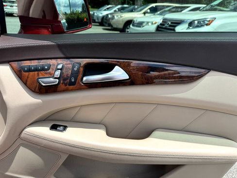 Used 2018 Mercedes-Benz CLS 550 4MATIC image 31