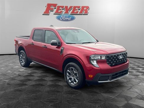 New 2025 Ford Maverick XLT image 7