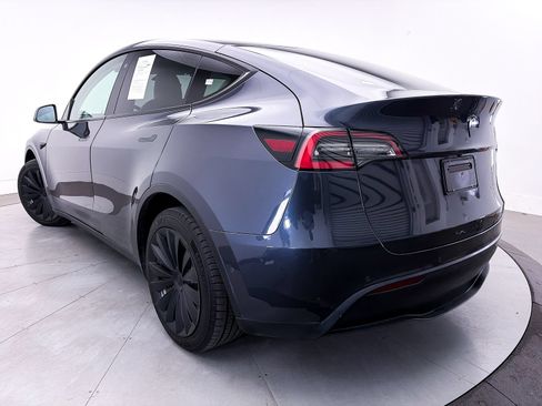 Used 2020 Tesla Model Y Long Range AWD/4WD image 2