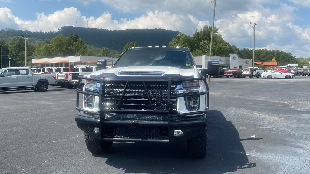 Used 2020 Chevrolet Silverado 2500 LTZ w/ LTZ Premium Package AWD/4WD image 2