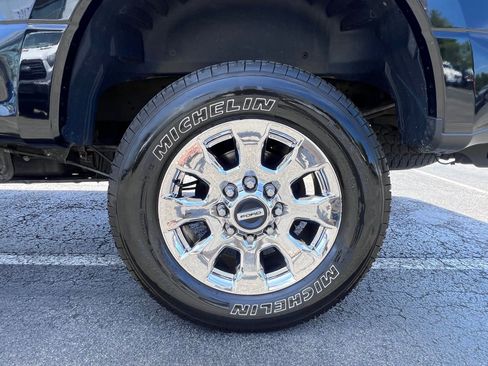Used 2018 Ford F250 Lariat w/ Lariat Ultimate Package AWD/4WD image 21