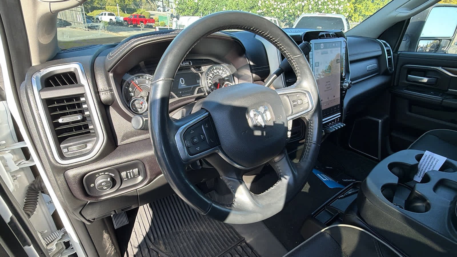 Used 2023 RAM 3500 Laramie RWD image 10