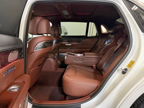 Used 2025 Genesis G90 3.5T image 28