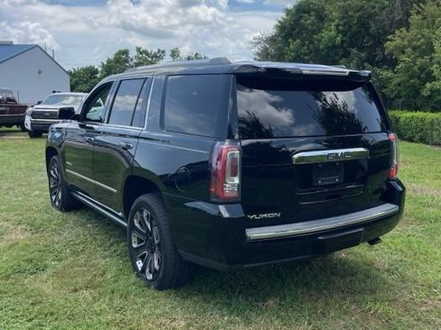 Used 2019 GMC Yukon Denali w/ Denali Ultimate Package RWD image 2