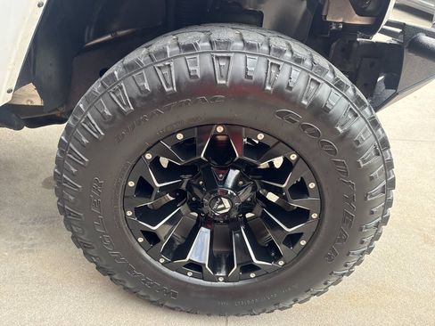 Used 2014 Jeep Wrangler Unlimited Sahara AWD/4WD image 25