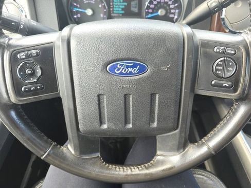 Used 2016 Ford F250 Lariat w/ Lariat Ultimate Package AWD/4WD image 12