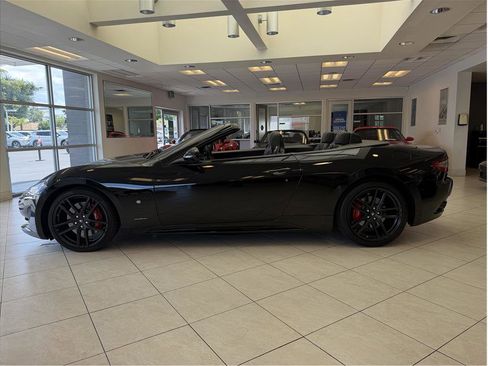 Used 2017 Maserati GranTurismo Sport RWD image 8