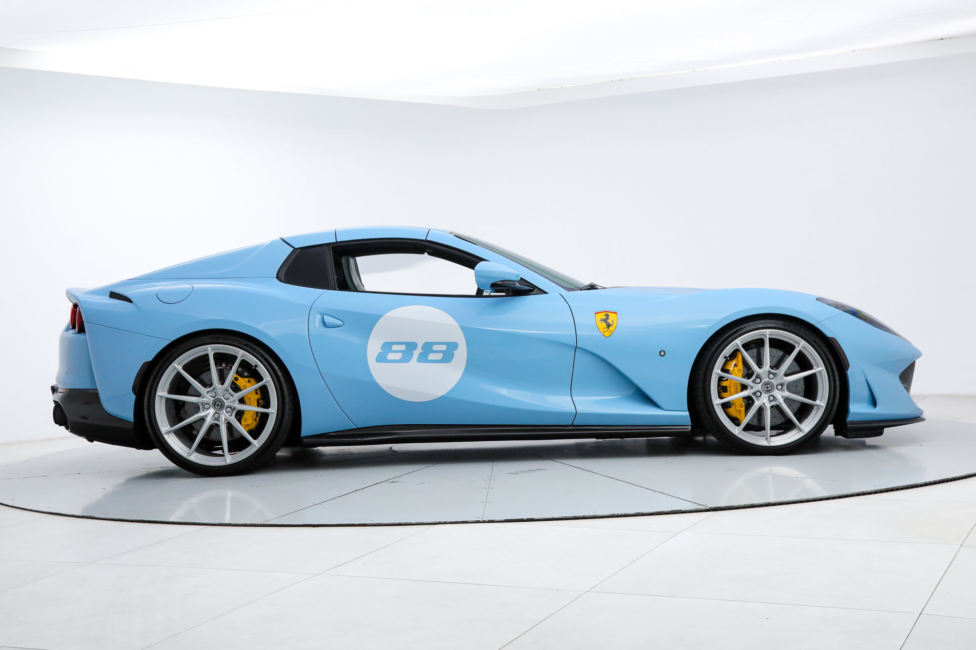 Certified 2023 Ferrari 812 GTS RWD image 11