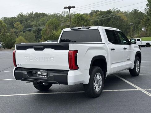 New 2026 Toyota Tundra SR5 w/ SR5 Convenience Package AWD/4WD image 19