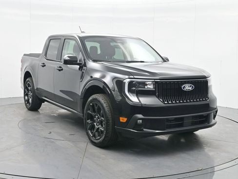 New 2026 Ford Maverick Lobo AWD/4WD image 4