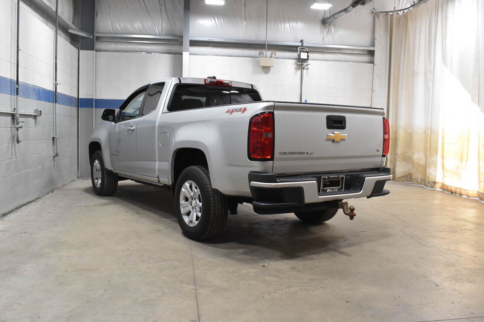 Used 2018 Chevrolet Colorado LT w/ LT Convenience Package AWD/4WD image 18